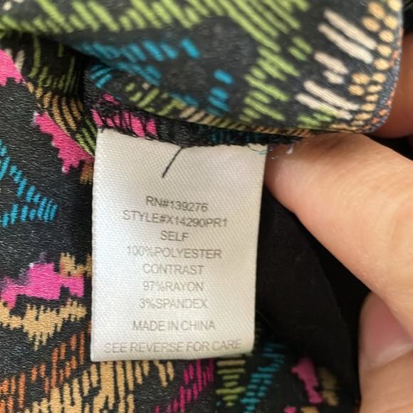 Daniel Rainn Print Shell Blouse - Picture 7 of 7